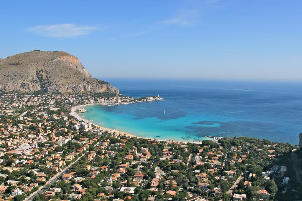 Appartamento La Torretta Mondello Ruang foto